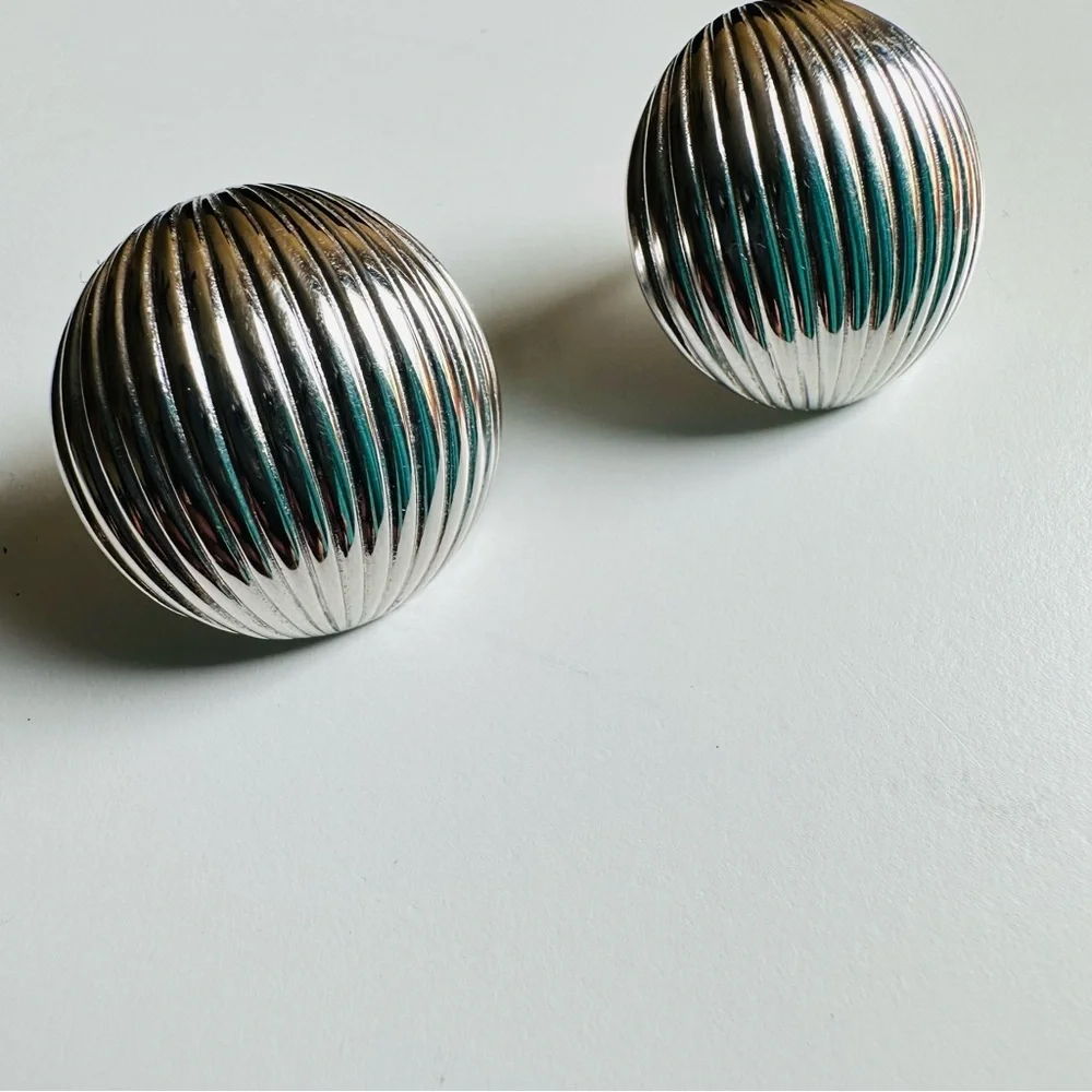 Vintage Monet Round Pierced Earrings